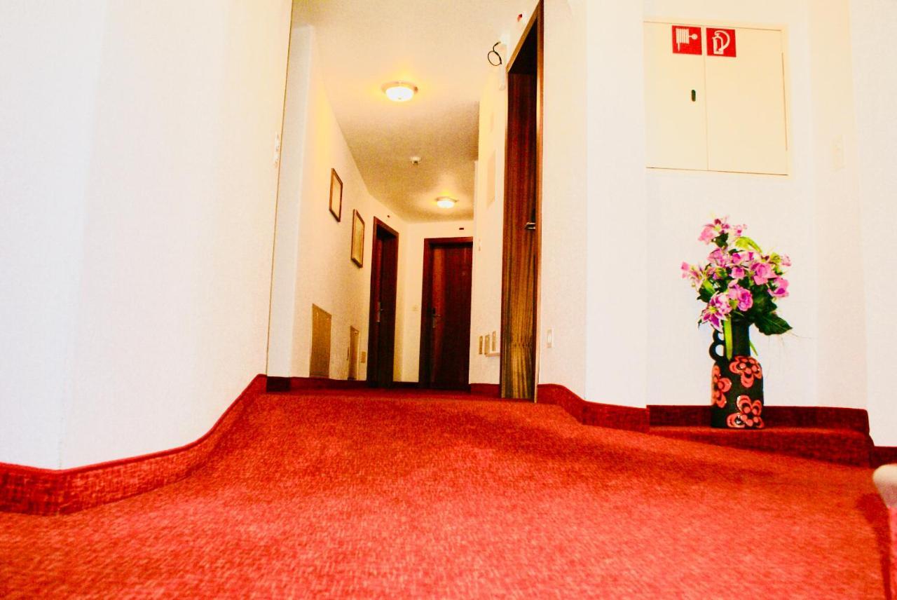 Hotel Du Pont 브리그 외부 사진